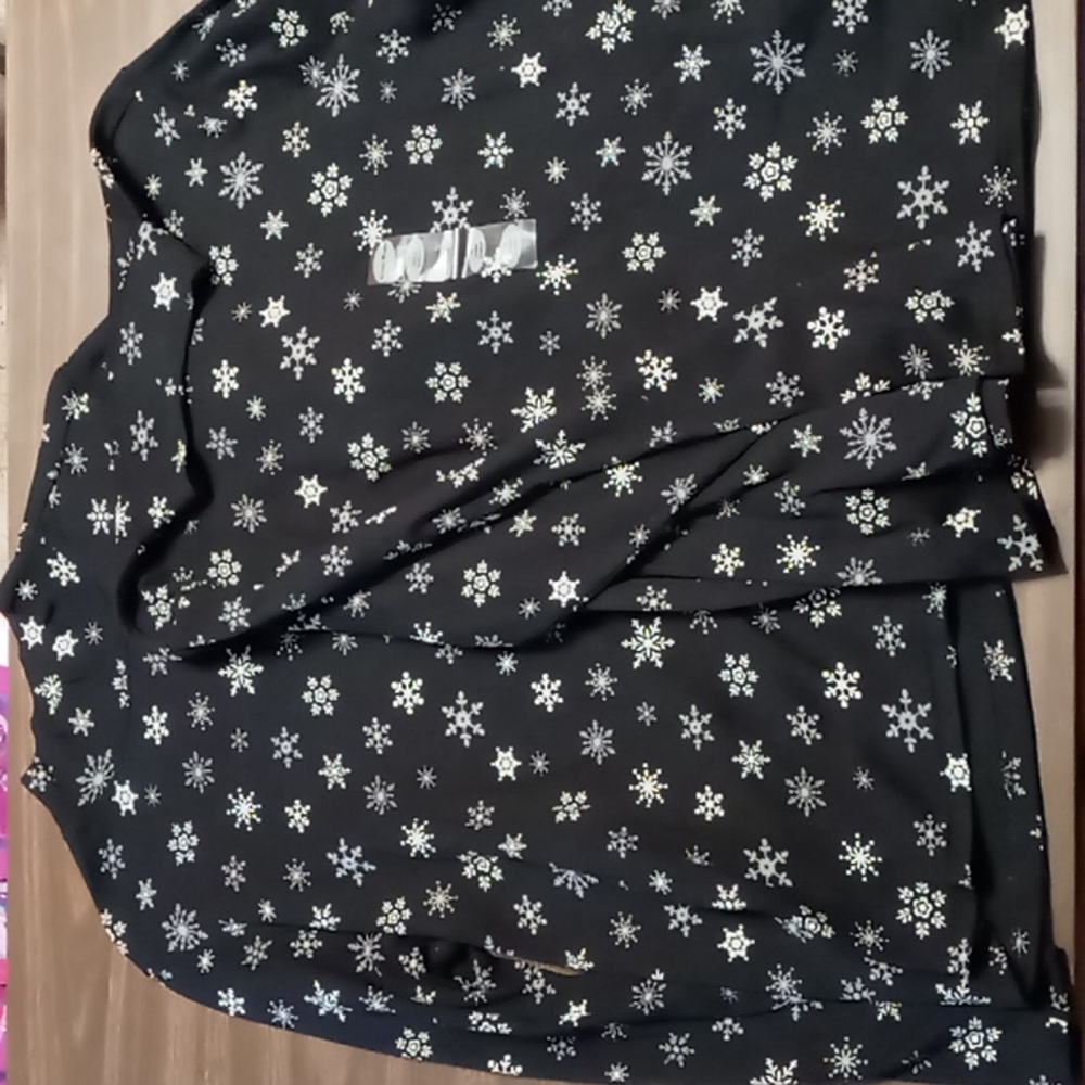 Set of 2 Studio Works Black Mock Neck w Snowflakes NWT 1X